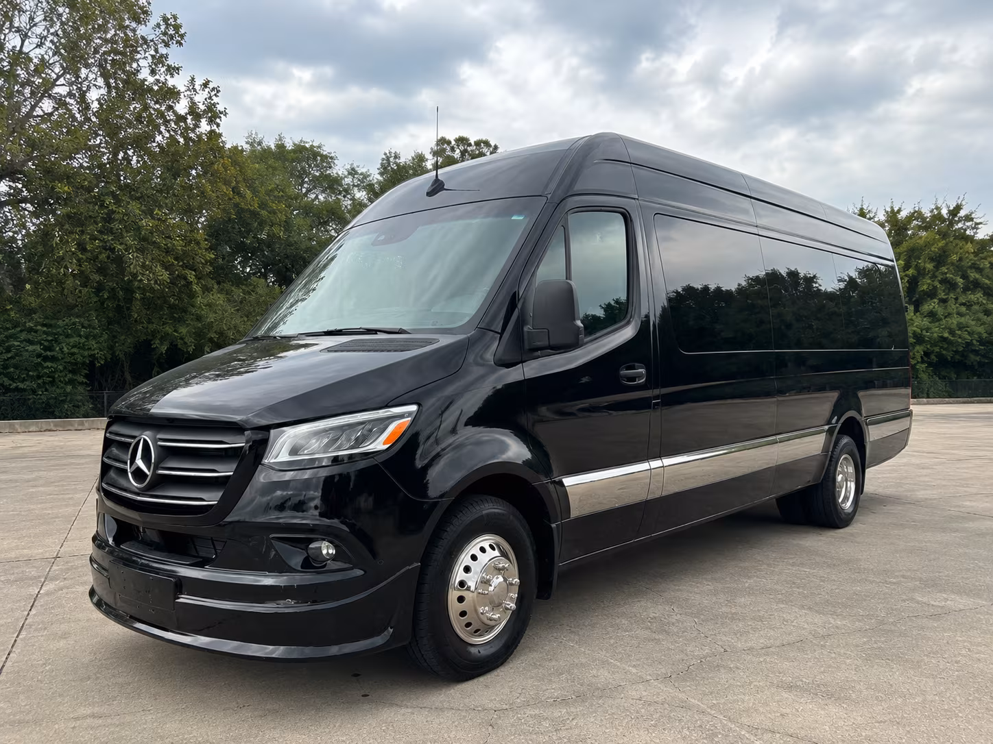 find the perfect transportation for your next wedding 4